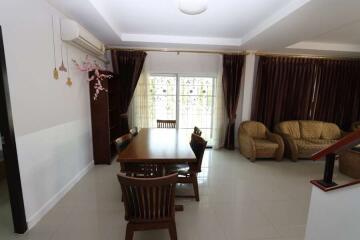 4 bedroom family home at Supalai Bella