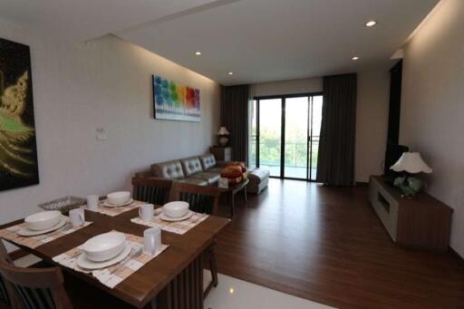 Rent a luxury 1 bed condo at The Resort Condominium