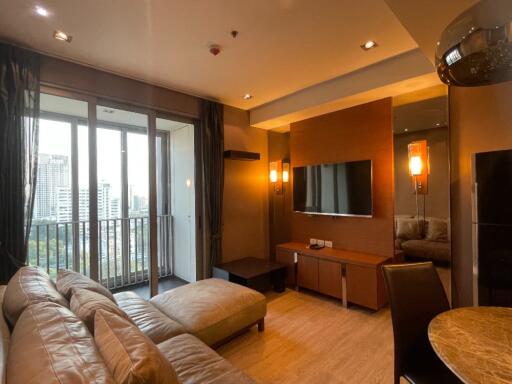 For RENT : Ashton Morph 38 / 2 Bedroom / 1 Bathrooms / 58 sqm / 42000 THB [R11422]