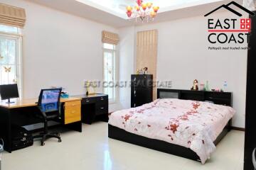 Chockchai Village 7 House for sale in East Pattaya, Pattaya. SH12510