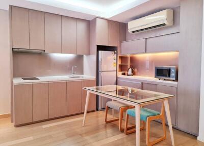 For RENT : MODE Sukhumvit 61 / 1 Bedroom / 1 Bathrooms / 55 sqm / 42000 THB [R11542]