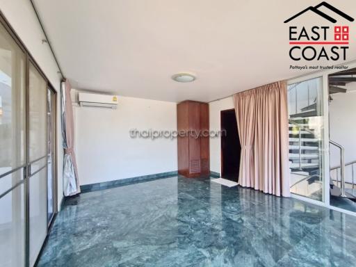 Grand Condo House for sale in Jomtien, Pattaya. SH14275