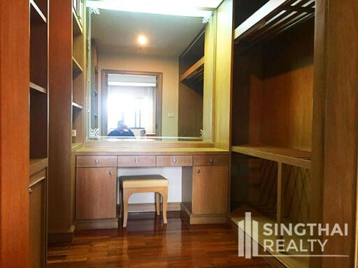 For RENT : S.R. Place / 1 Bedroom / 2 Bathrooms / 71 sqm / 43000 THB [7169121]