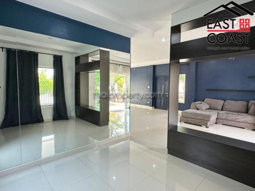 Flower Park Villa 2 House for sale in East Pattaya, Pattaya. SH14296