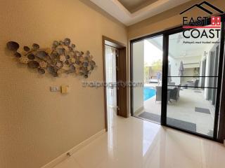 Palm Lakeside House for sale in East Pattaya, Pattaya. SH14297