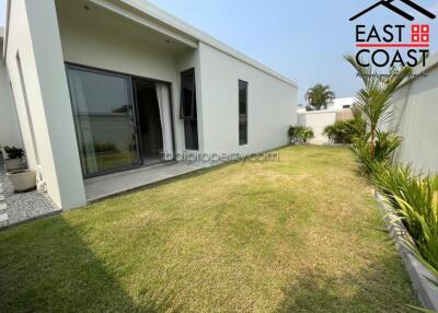 Palm Lakeside House for sale in East Pattaya, Pattaya. SH14297