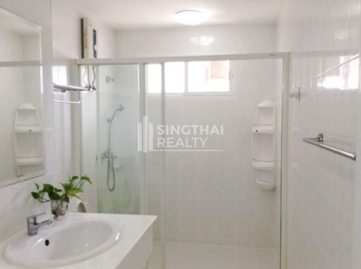 For RENT : Charming Resident 2 / 3 Bedroom / 2 Bathrooms / 120 sqm / 43000 THB [9812774]