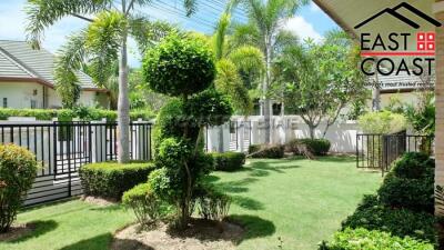 SP5 Village House for rent in East Pattaya, Pattaya. RH9828