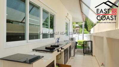 SP5 Village House for rent in East Pattaya, Pattaya. RH9828