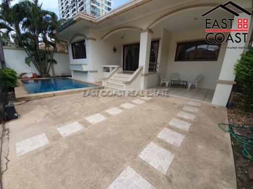 Adare Gardens 1 House for rent in Jomtien, Pattaya. RH11813