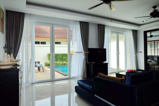 4 bedroom House in Whispering Palm East Pattaya