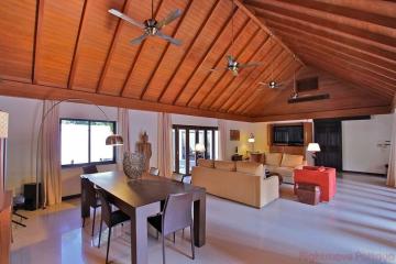 3 Bed House For Sale In Jomtien - Jomtien Park Villas