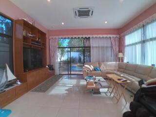 House for sale East Pattaya