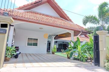 4 bedroom House in Pool View Villa East Pattaya