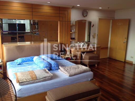 For RENT : Baan Prompong / 3 Bedroom / 4 Bathrooms / 196 sqm / 45000 THB [3064151]