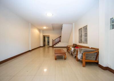 3 bed townhouse near Chiang Mai Gymkhana Club