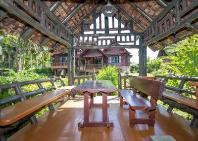 Unique Luxury Thai Wood Villa Chang Phueak