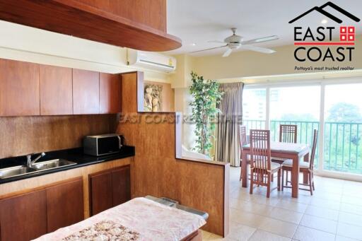 Sombat Condo Condo for rent in Pratumnak Hill, Pattaya. RC13004