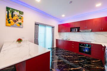 4 Bed House For Sale In East Pattaya - Not In A Village