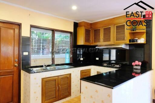 Chateau Dale Thabali House for sale and for rent in Jomtien, Pattaya. SRH10943