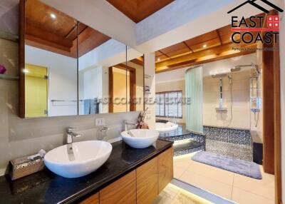 Nirvana Place Condo for sale and for rent in Pratumnak Hill, Pattaya. SRC13267