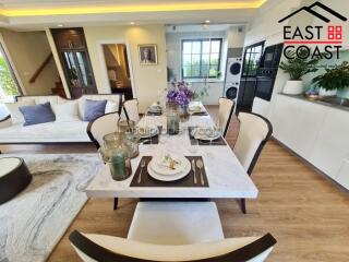 Rungsii Village House for sale in East Pattaya, Pattaya. SH14274