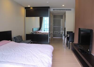 Apus  Condo for sale and for rent in Pattaya City, Pattaya. SRC6244