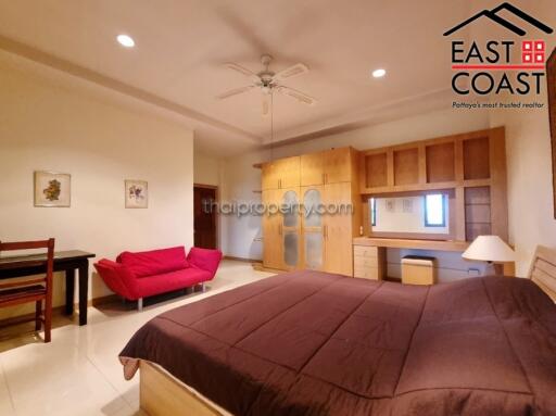 SP3 Village House for rent in East Pattaya, Pattaya. RH13607