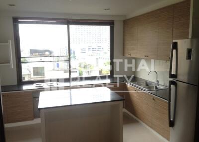 For RENT : Siam Court Apartment / 2 Bedroom / 2 Bathrooms / 151 sqm / 45000 THB [3880574]