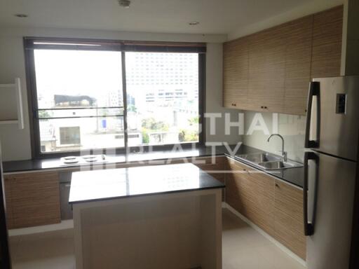 For RENT : Siam Court Apartment / 2 Bedroom / 2 Bathrooms / 151 sqm / 45000 THB [3880574]