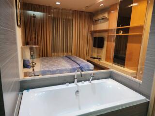 For RENT : Siri at Sukhumvit / 2 Bedroom / 2 Bathrooms / 68 sqm / 45000 THB [3954968]