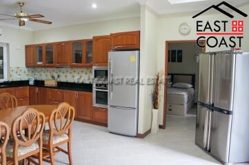 Majestic Residence House for rent in Pratumnak Hill, Pattaya. RH9767