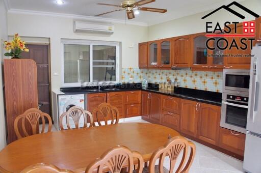 Majestic Residence House for rent in Pratumnak Hill, Pattaya. RH9767