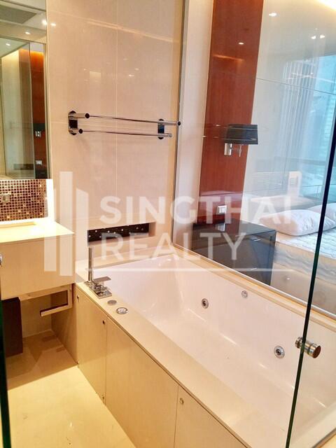 For RENT : The Address Sukhumvit 28 / 1 Bedroom / 1 Bathrooms / 46 sqm / 45000 THB [4054607]