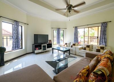 5 Bed House For Sale In East Pattaya