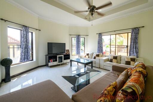 5 Bed House For Sale In East Pattaya