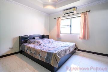 5 Bed House For Sale In East Pattaya