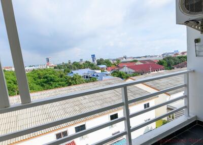 Studio Condo For Sale In Central Pattaya - Beach Mountain 4