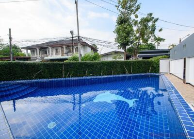 Studio Condo For Sale In Central Pattaya - Beach Mountain 4