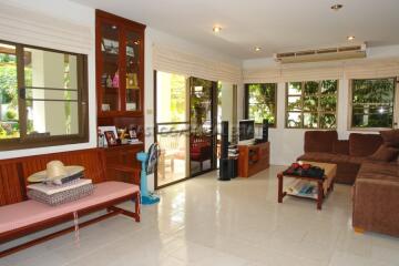 Hin Wong Nivate House for sale in South Jomtien, Pattaya. SH6869