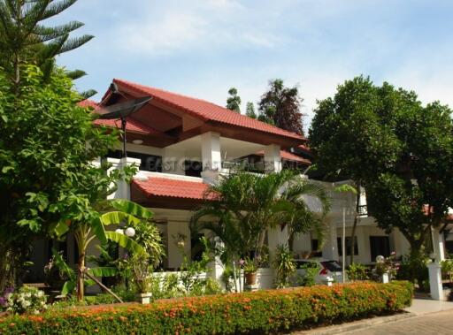 Hin Wong Nivate House for sale in South Jomtien, Pattaya. SH6869