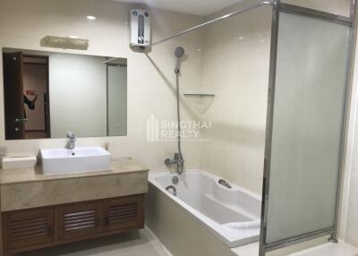 For RENT : Acadamia Grand Tower / 2 Bedroom / 1 Bathrooms / 92 sqm / 45000 THB [4683851]