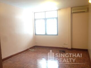 For RENT : House Phromphong / 3 Bedroom / 2 Bathrooms / 201 sqm / 45000 THB [4867718]