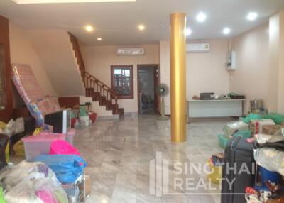 For RENT : House Phromphong / 3 Bedroom / 2 Bathrooms / 201 sqm / 45000 THB [4867718]