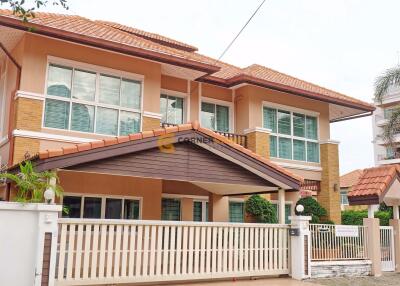 4 bedroom House in TW Palm Resort Jomtien