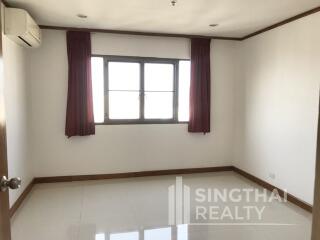 For RENT : Top View Tower / 3 Bedroom / 2 Bathrooms / 151 sqm / 45000 THB [4970402]