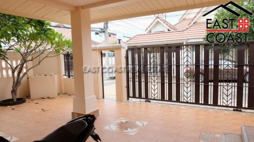 Chockchai Garden Home 3 House for rent in East Pattaya, Pattaya. RH13017