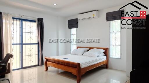 Chockchai Garden Home 3 House for rent in East Pattaya, Pattaya. RH13017