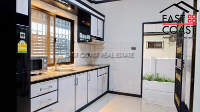 Royal Park Village House for rent in Jomtien, Pattaya. RH8632