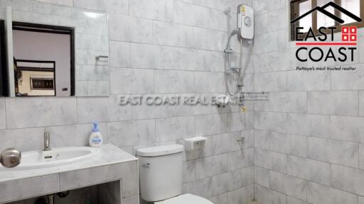 Royal Park Village House for rent in Jomtien, Pattaya. RH8632